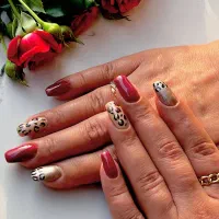 کاشت و ترمیم ناخن