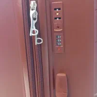 چمدان|کیف، کفش، کمربند|یزد, |دیوار