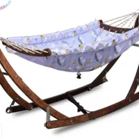 گهواره سنتی چوبی تاشو نوزاد