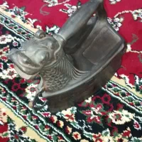 اتو ذغالی انگلیسی طرح اژدها