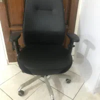 صندلی اداری درحد نو