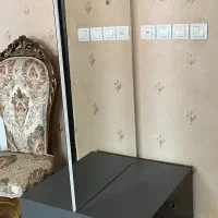 آینه کشودار دوطرفه|آرایشگاه و سالنهای زیبایی|رشت, نیکمرام|دیوار