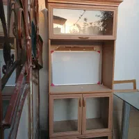 کمدمیز تلویزیون