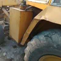 یک دستگاه بیل بکهو|ماشینآلات صنعتی|خمیر, |دیوار