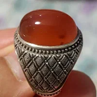 کار دقیق و ممتاز ، عقیق یمنی سرخ ، اصیل و آبدار