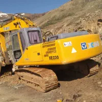 کار کردن با بیل زنجیریگ Xcmg230