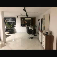فرهاد/دفتر کار/۱۱۰متر همکف/۷۰متر حیاط اختصاصی
