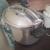 وسایل برقی و زودپز|آبمیوه‌گیر و آب‌مرکبات‌گیر|شیراز, فرگاز|دیوار