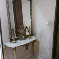 آینه و کنسول