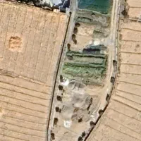 سرایدار برای باغ مهریز