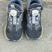 یک جفت کفش سایز ۳۲ پسرانه