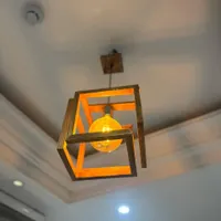 لوستر چوبی