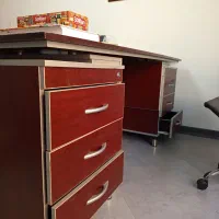 میز مدیریتی و کنفرانس مفت درحدنو