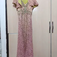 پیراهن مجلسی|لباس|فیروزآباد (لرستان), |دیوار