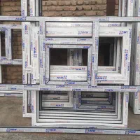 کارگر مونتاژ کار ماهر و نیمه ماهر یو پی وی سی upvc