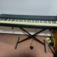 پیانو یاماها P-70 دست دوم