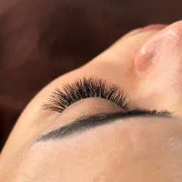 کاشت و اکستنشن مژه/لیفت و لمینت مژه