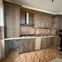 فروش کابینت و در ب همراه دو عدد ویترین