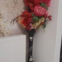 گل به همراه گلدان