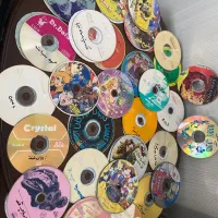 تعداد زیادی cd کارتون مخصوص کودکان