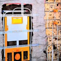 نصب و تعمیر استراکچر والهنگ شیرالات توکارتخصصی|خدمات پیشه و مهارت|شیراز, زرهی|دیوار