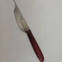 چاقوی قالی باقی