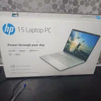 لپ تاپ hp 256 GB + پایه لپ تاپ