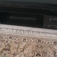 یک عدد سینمای خانواده سامسونگ کامل ویک میز شیشه ای