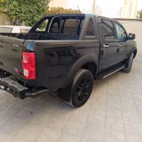 کی ام سی t8 مدل۱۴۰۲ معاوضه دارم