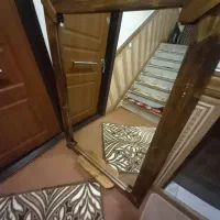 آیینه و مبل