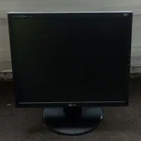 فروش ویژه مانیتور های ۱۷ اینچ، پک دو عددی|قطعات و لوازم جانبی رایانه|اراک, |دیوار