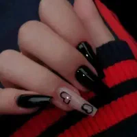 کاشت ناخن وژلیش