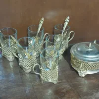 ست چایخوری قدیمی با قندان و قاشق استفاده نشده|ظروف سرو و پذیرایی|رشت, لاکانی|دیوار