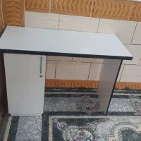 میز کار و لوازم التحریر