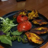 سالندار یا صندوقدار خانم جهت کار رستوران