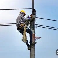 برقکار ساختمان.برق کش .برقکشی.رفع مشکل ازتیربرق