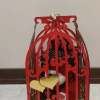 عروسک وقفس