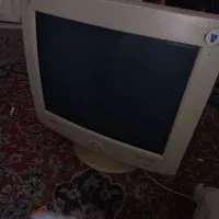 مانیتور قدیمی