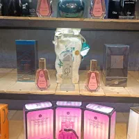 فروش عمده ادکلن مستقیم از درب کارخانه|آرایشی، بهداشتی، درمانی|قم, شهرک فاطمیه|دیوار