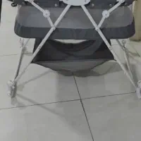 گهواره کنارمادر