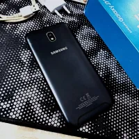 Galaxy J7 pro 2017خیلی تمیز