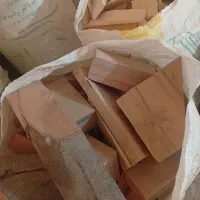 ضایعات چوب و خاک اره و پوشال