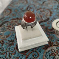 انگشتر نقره با نگین عقیق