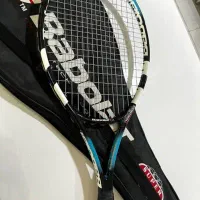 راکت تنیس Babolat اصل|ورزش‌های توپی|شیراز, زرهی|دیوار