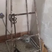 چهارپایه آهنی