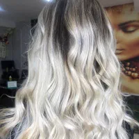 سالن تخصصی رنگ و لایت مو نگار رشیدی|خدمات آرایشگری و زیبایی|اهواز, نادری|دیوار