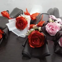 دسته گل پول|گل مصنوعی|کارون, |دیوار