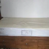 تخت‌خواب تک‌نفره