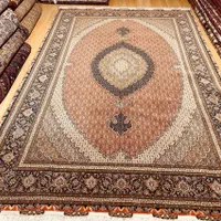 فرش ۶ متری دستباف ماهی تبریز زمینه پیازی حاشیه ابی|فرش|تهران, سلسبیل جنوبی|دیوار
