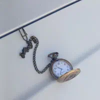 ساعت جیبی فروشی